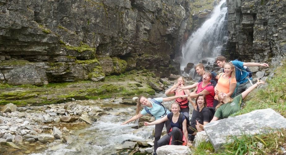 Groepsfoto waterval kopie